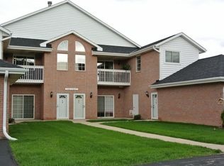 N25W24117 River Park Dr, Pewaukee, WI 53072