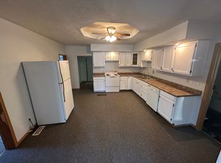 602 S 10th St, Beatrice, NE 68310