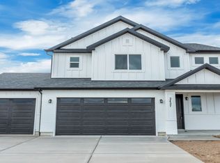 2457 W Coastline Dr, Syracuse, UT 84075