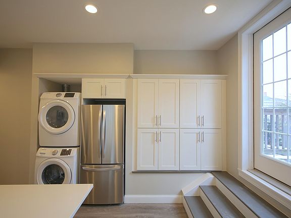2nd image of 79 Lloyd Ave #Ave77b