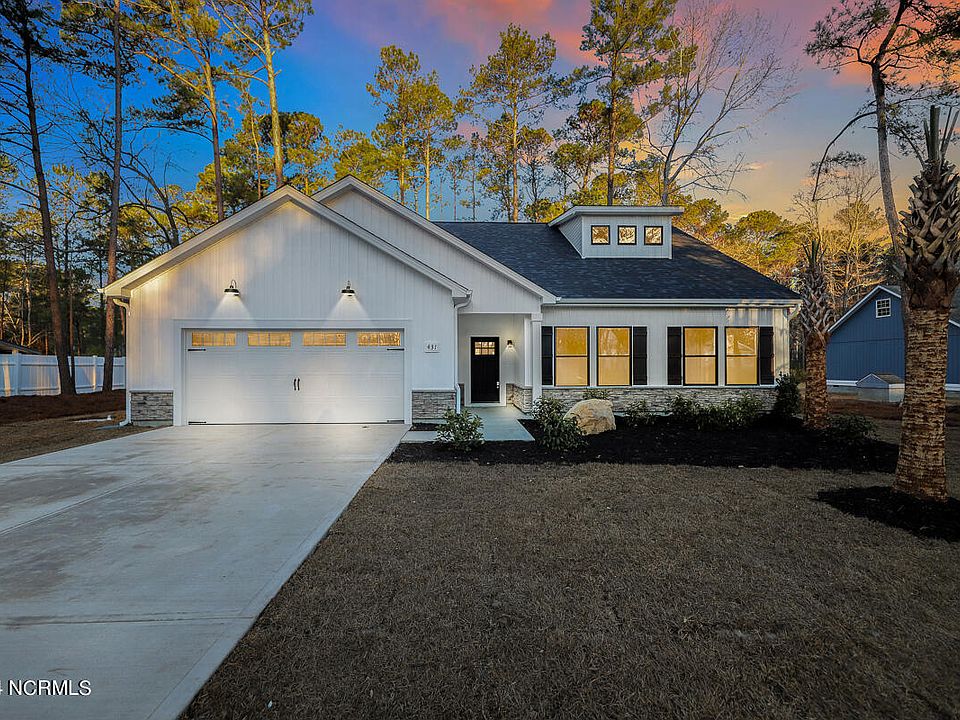 1st image of 431 Sandlewood Drive NW