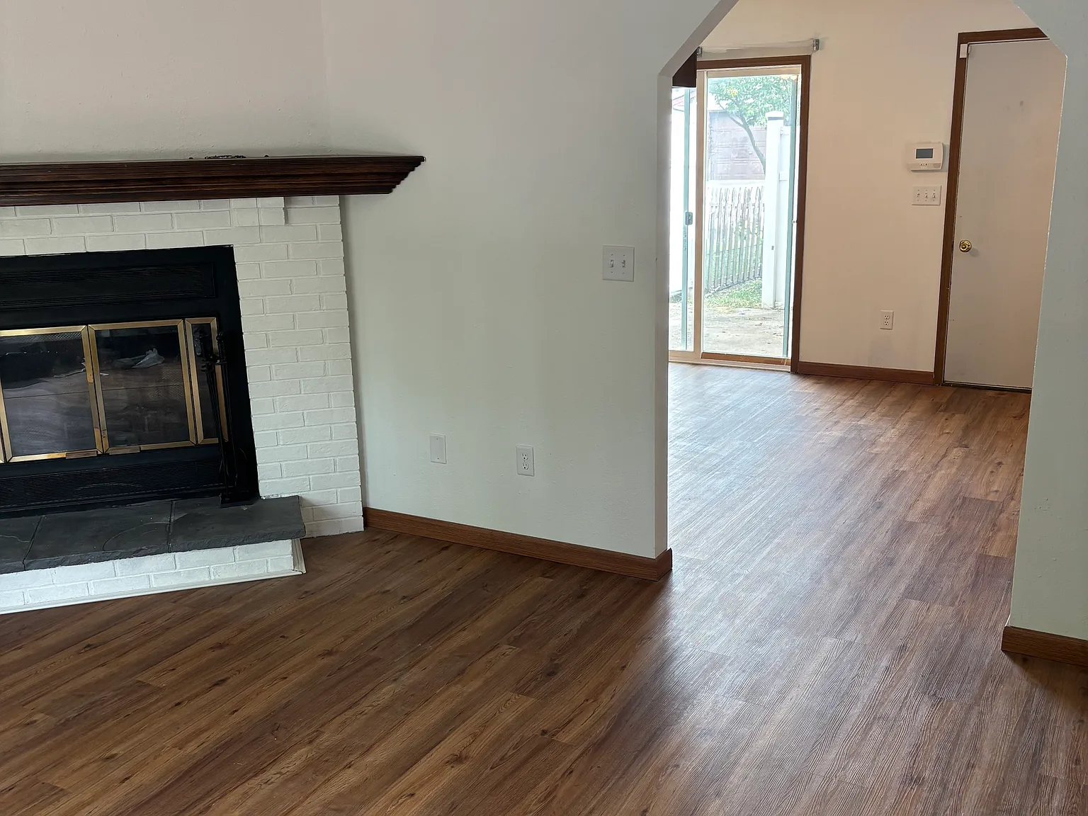 2 bed, 1.5 bath, 1155 sqft, $1,500 — Photo 2