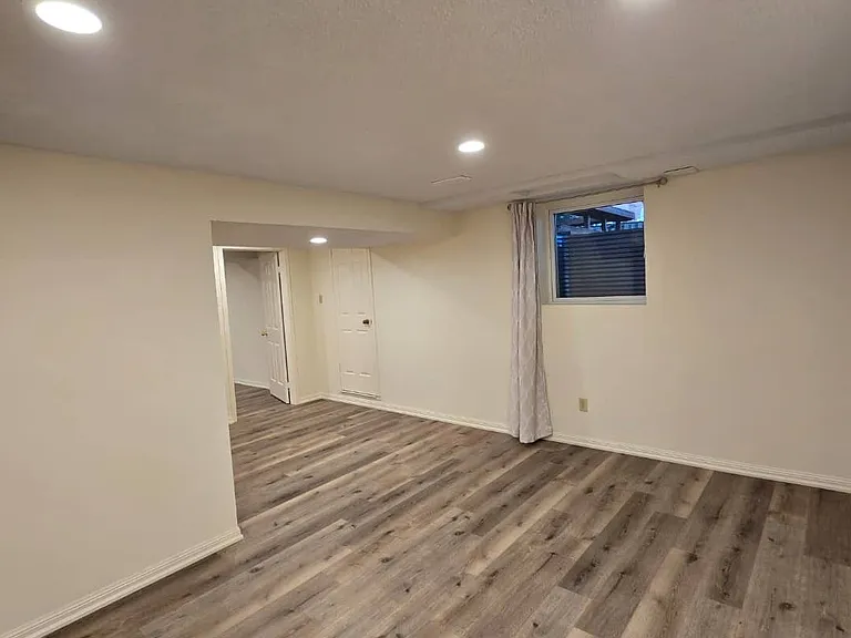 64 Brookshire Cir — Photo 5