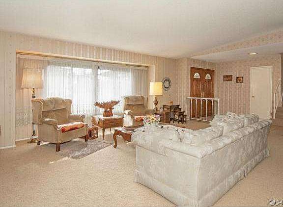 2nd image of 2521 E Whidby Ln
