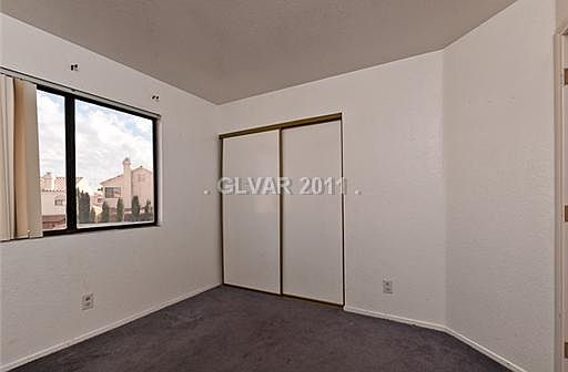 3rd image of 2241 Chatfield Dr
