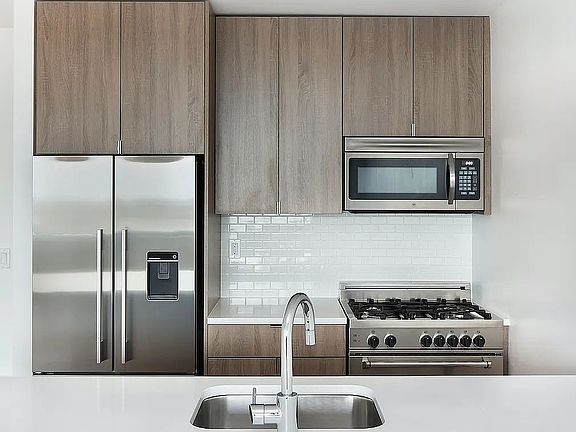 4th image of 345 E 94th St APT 23E