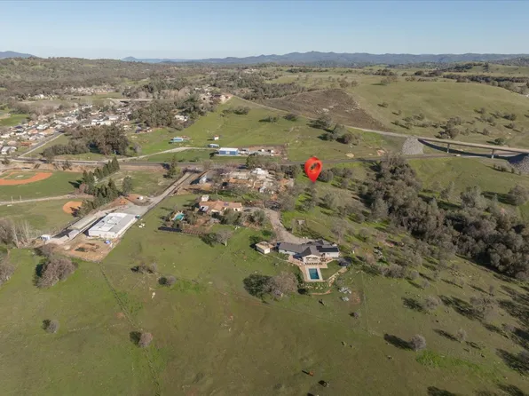 668 Murphys Grade Rd, Angels Camp, CA 95222