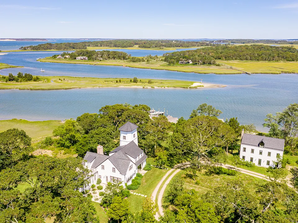 45 Ram Island Dr
