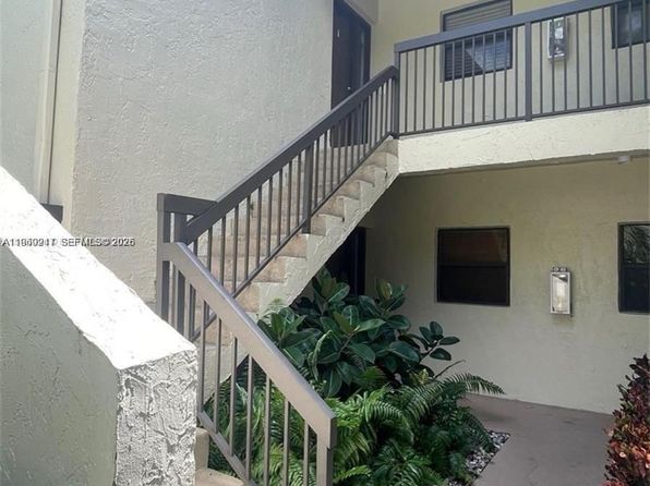 4541 Carambola Cir S #27266