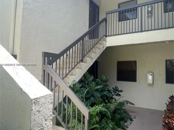 4541 Carambola Cir S #27266, Coconut Creek, FL 33066