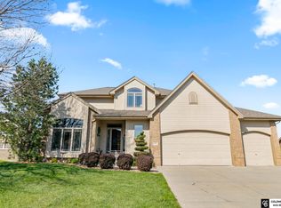 13710 S 22nd Cir, Bellevue, NE 68123