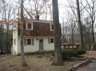 295 Mountain Rd, Halifax, PA 17032