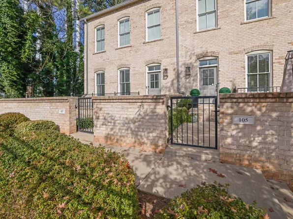 107 Old Orchard Ln, Roswell, GA 30075
