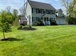 53 Shaws Ln, Dover, NH 03820