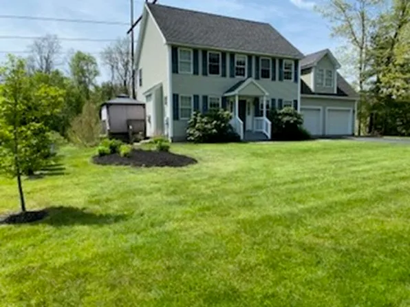 53 Shaws Lane, Dover, NH 03820