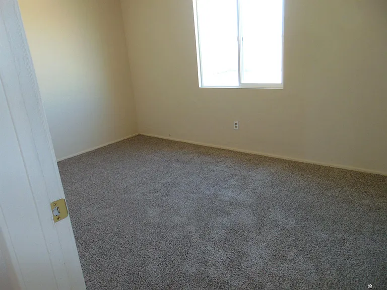 2070 E La Mesa St — Photo 9