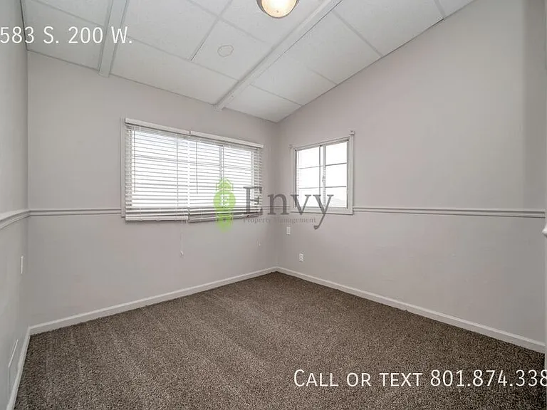 2583 S 200 W — Photo 11