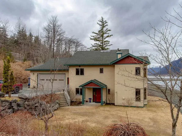 1731 Beach Dr, Douglas, AK 99824