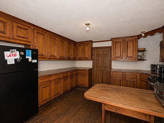 4th image of 10246 Flaxman St