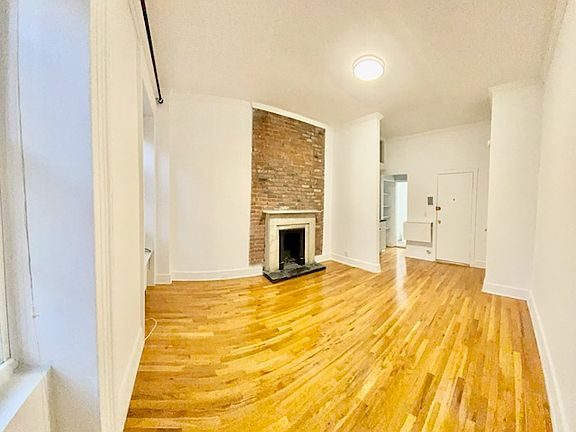 5th image of 400 W 20th St #3F