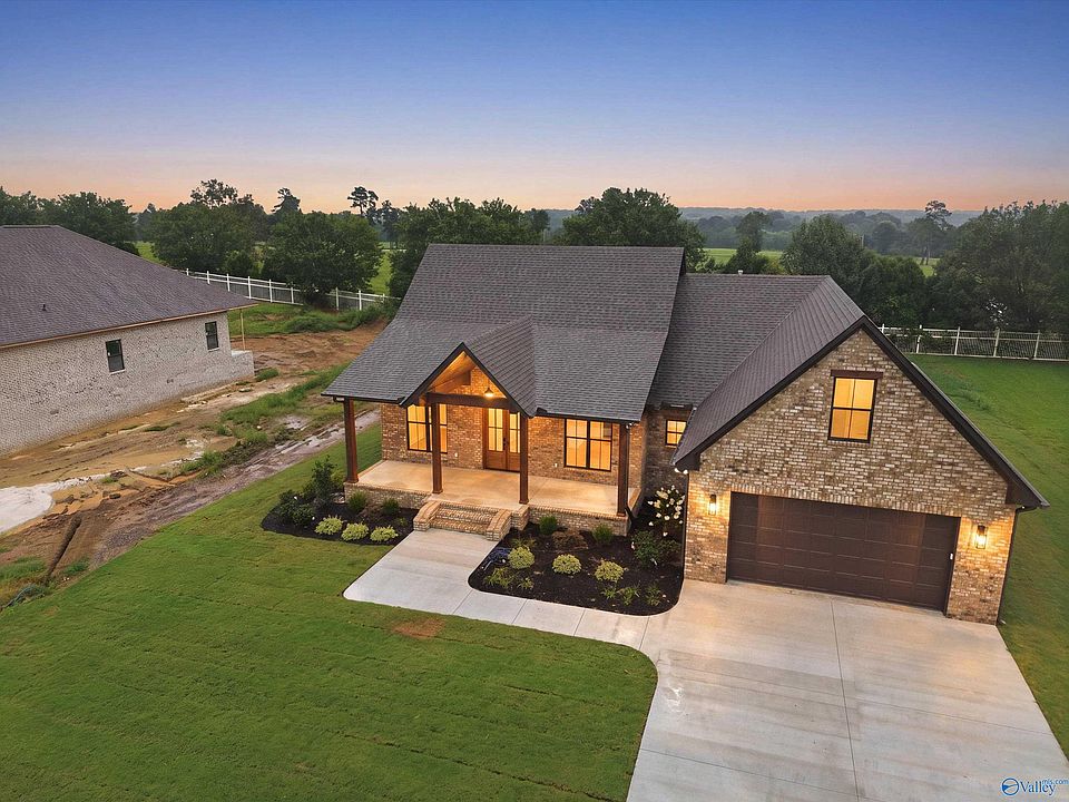 1st image of 64 Krimson Cir