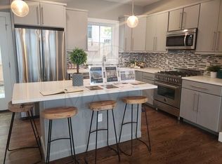 28 Moreland St #9, Somerville, MA 02145