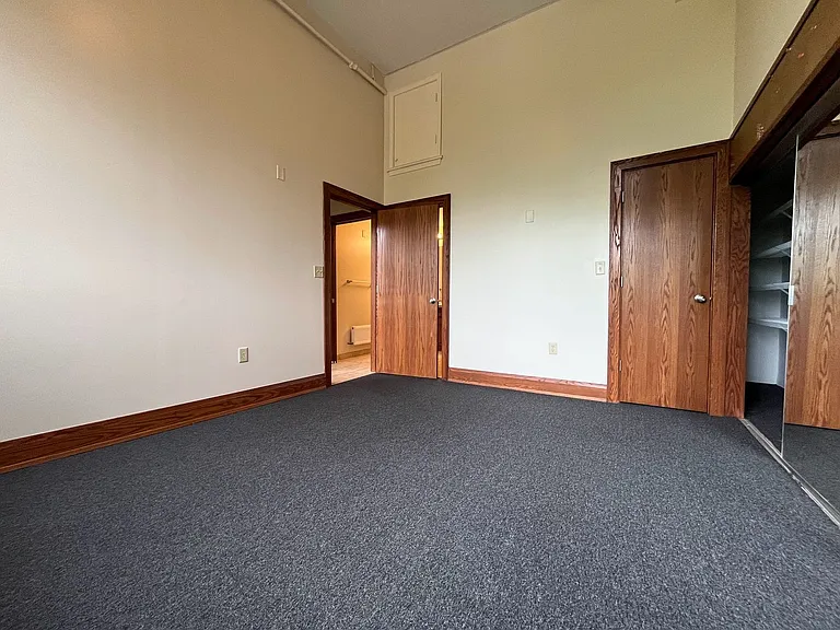 257 Lafayette Ave — Photo 8