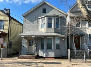 318 N 2nd St FLOOR 2, Harrison, NJ 07029