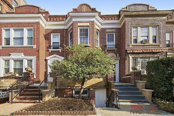 Sold by Keller Williams NYC | media 15