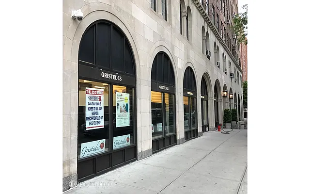 Sold by Douglas Elliman | media 62