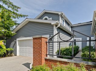 2750 The Mews, Northbrook, IL