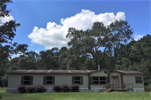 Welcome to 7719 N Walker