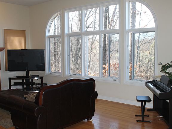 3rd image of 1794 Cedar Bend Dr