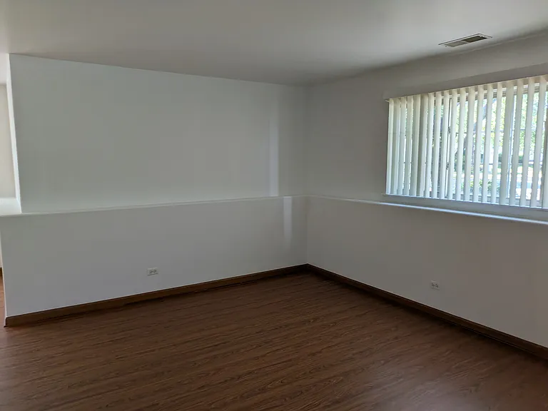 1080 Savoy Ct — Photo 4
