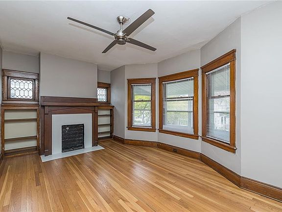 4th image of 1201 Gladys Ave