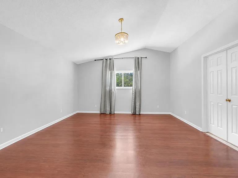 5829 Pitch Pine Dr — Photo 8
