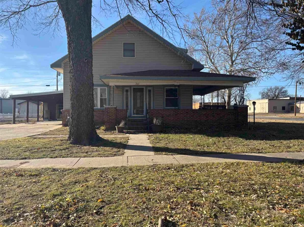 203 S Illinois St, Oxford, KS 67119