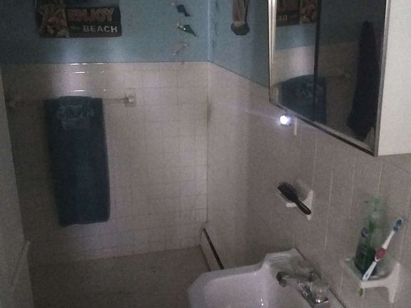 5th image of 335 N Hyde Park Ave #3