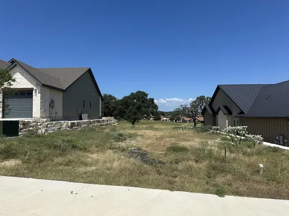 3304 Shelton Dr, Kerrville, TX 78028