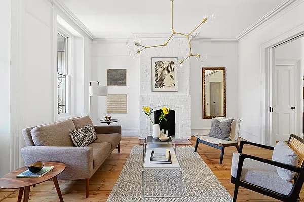 Sold by Compass | media 1