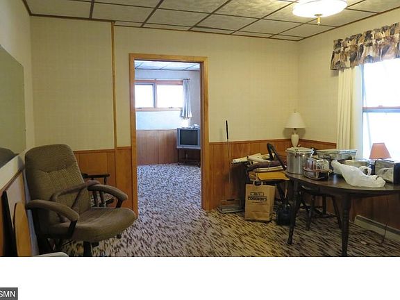 3rd image of 209 4th Ave N