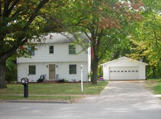 1115 Berlin St, Waupaca, WI 54981