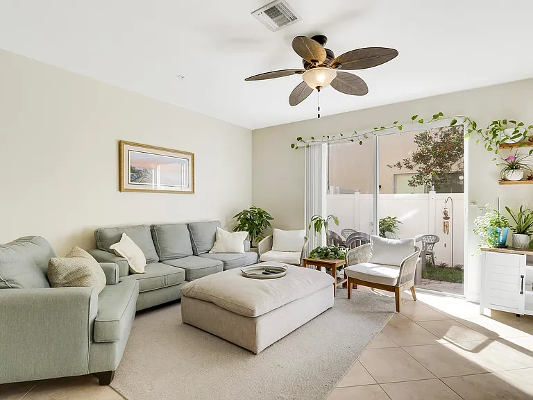 9504 SW Merlin Ct — Photo 12