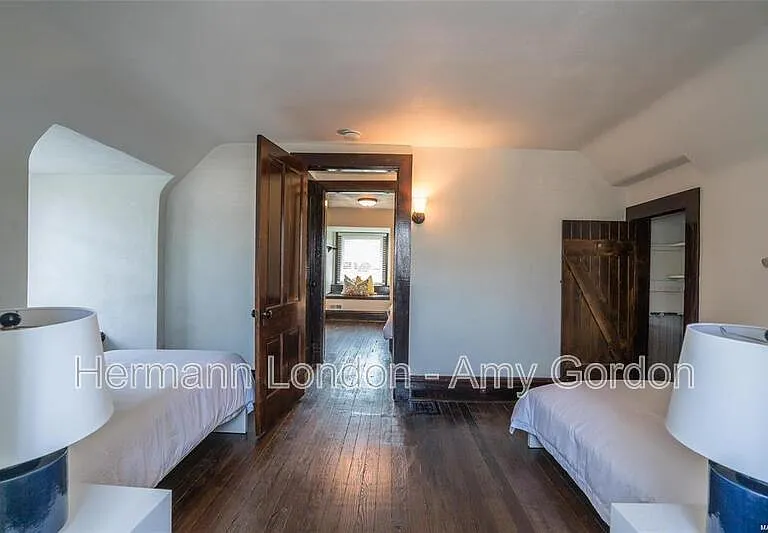 3922 Castleman Ave — Photo 34