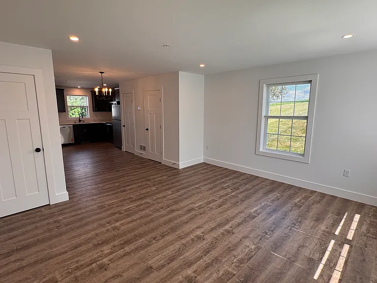 19 Burk Ct — Photo 3