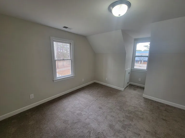 6101 Jeffreys Grove School Rd — Photo 16
