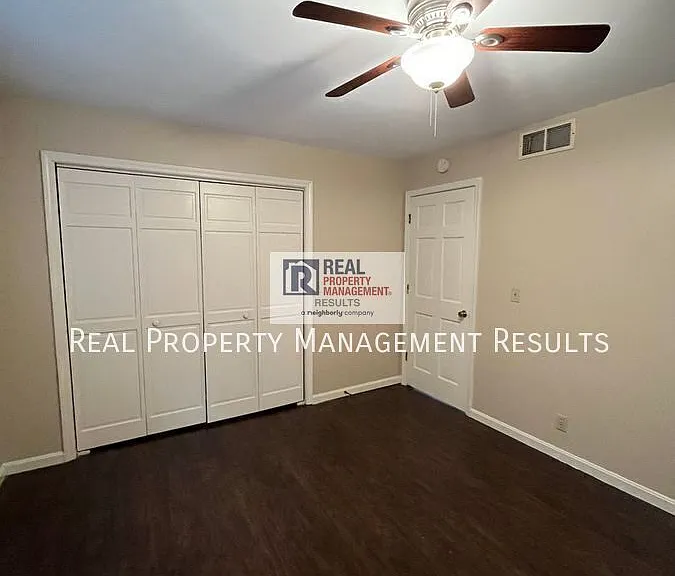 4002 Petes Ct #4002 — Photo 9