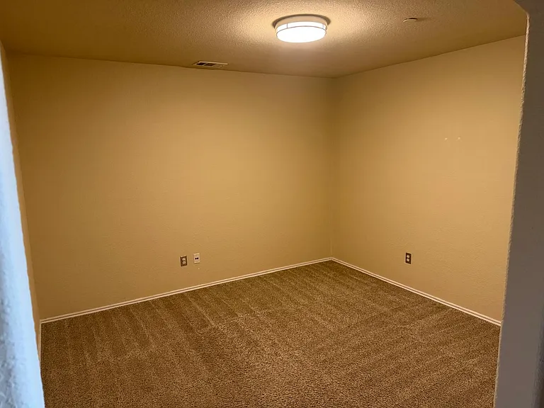 1139 Landon Ln — Photo 26