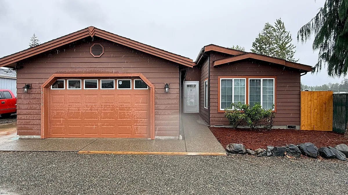 Building Photo - 10910 22nd Avenue Ct E