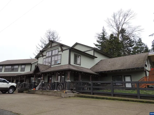 36839 Rock Hill Dr, Lebanon, OR 97355